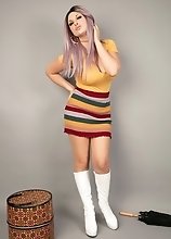 Bailey Jay's photographer couldn't resist her hot body and massive dick he ejaculated on her face